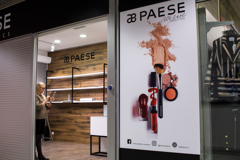 Paese – označitev trgovine – fotografija izvedbe ELP