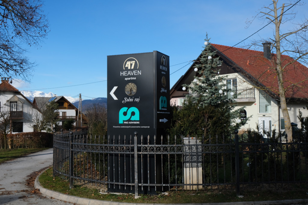 ProAdvisers – svetlobni steber – fotografija izvedbe ELP