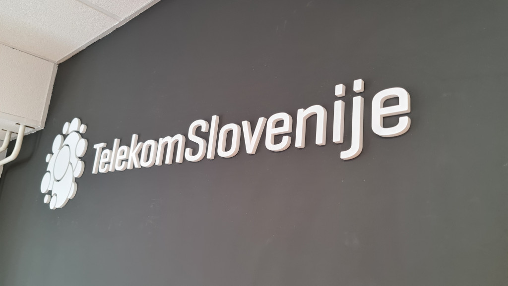 Telekom Slovenije – 3D napis – fotografija izvedbe ELP