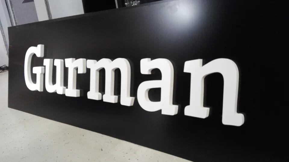Reklamna označitev Gospod Gurman, fotografija 3 – izvedba ELP