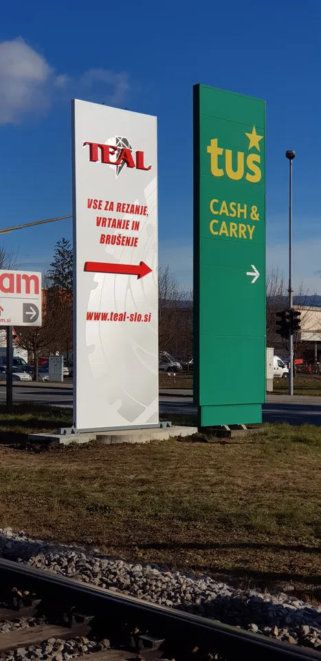 Reklamna tabla Ne svetlobni – izvedba ELP