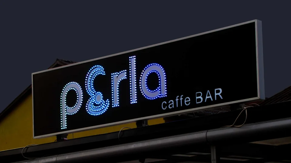 Reklamna označitev Perla, fotografija 3 – izvedba ELP