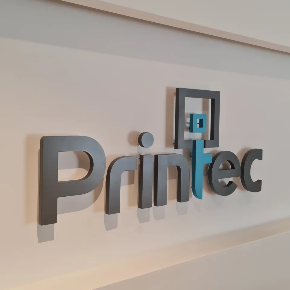 Svetlobni reklamni napis Printec, fotografija 3 – izvedba ELP