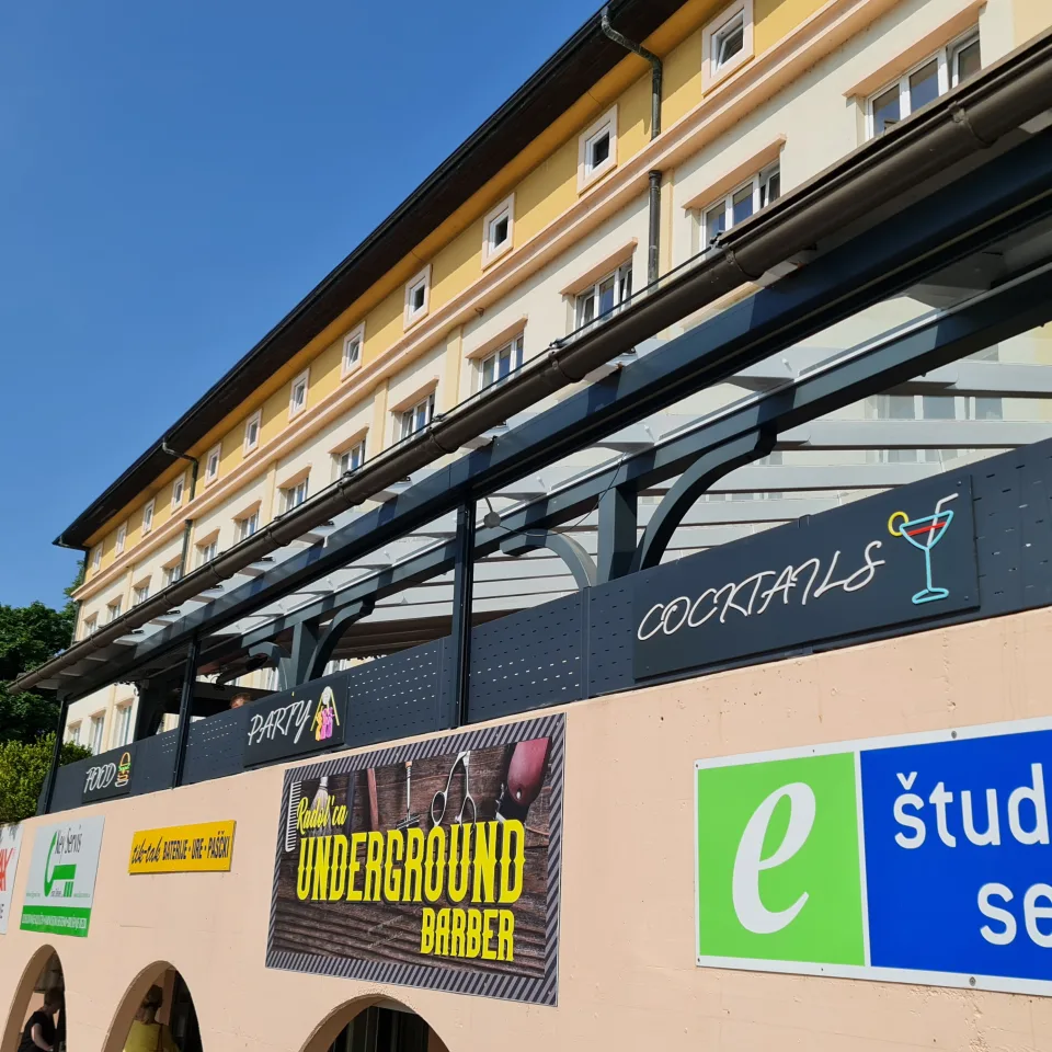 Svetlobni reklamni napis Story, fotografija 4 – izvedba ELP